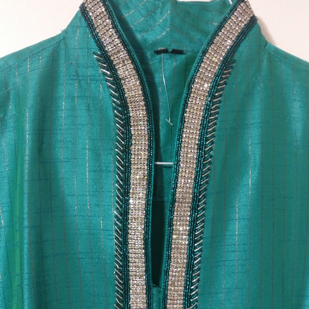 Mens embroidered punjabi
